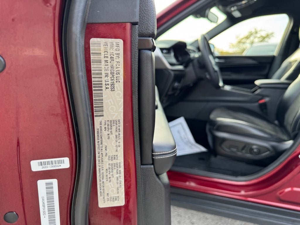 2023 Jeep Grand Cherokee Altitude