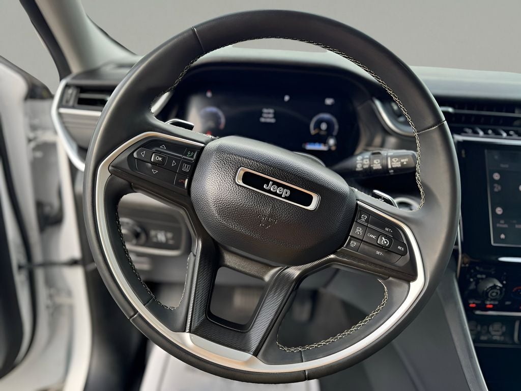 2023 Jeep Grand Cherokee Laredo