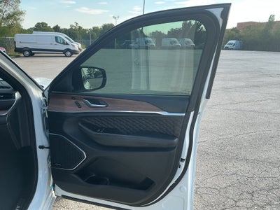 2023 Jeep Grand Cherokee L Summit