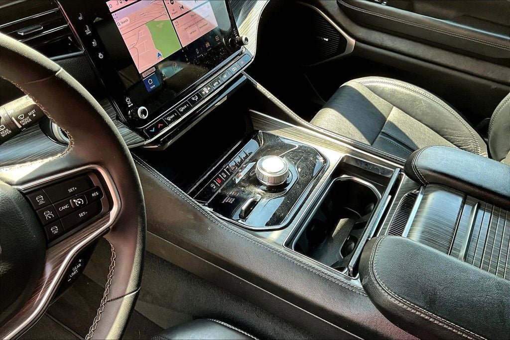 2024 Jeep Wagoneer L Series II