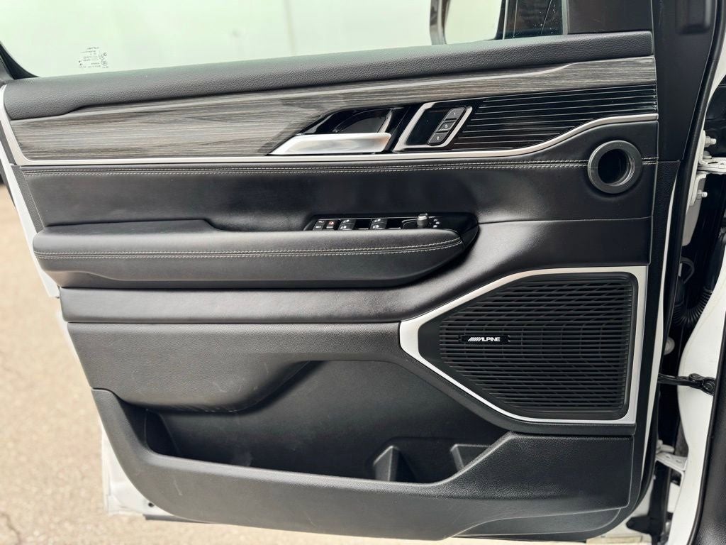 2022 Jeep Wagoneer Series III