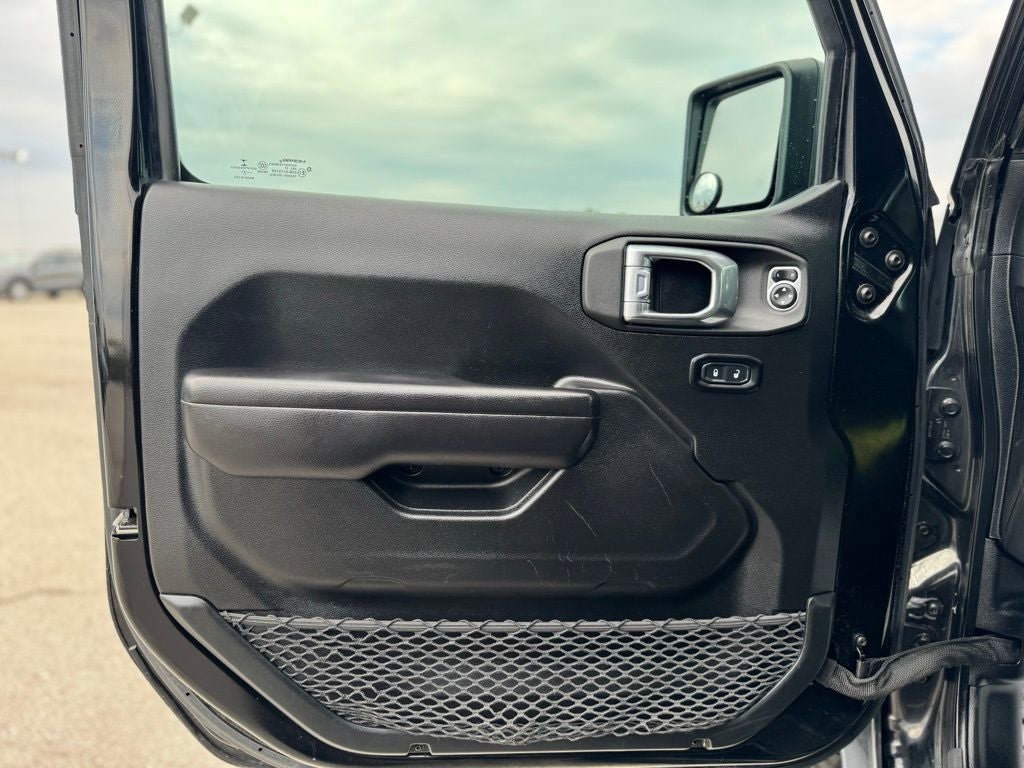 2021 Jeep Gladiator Willys