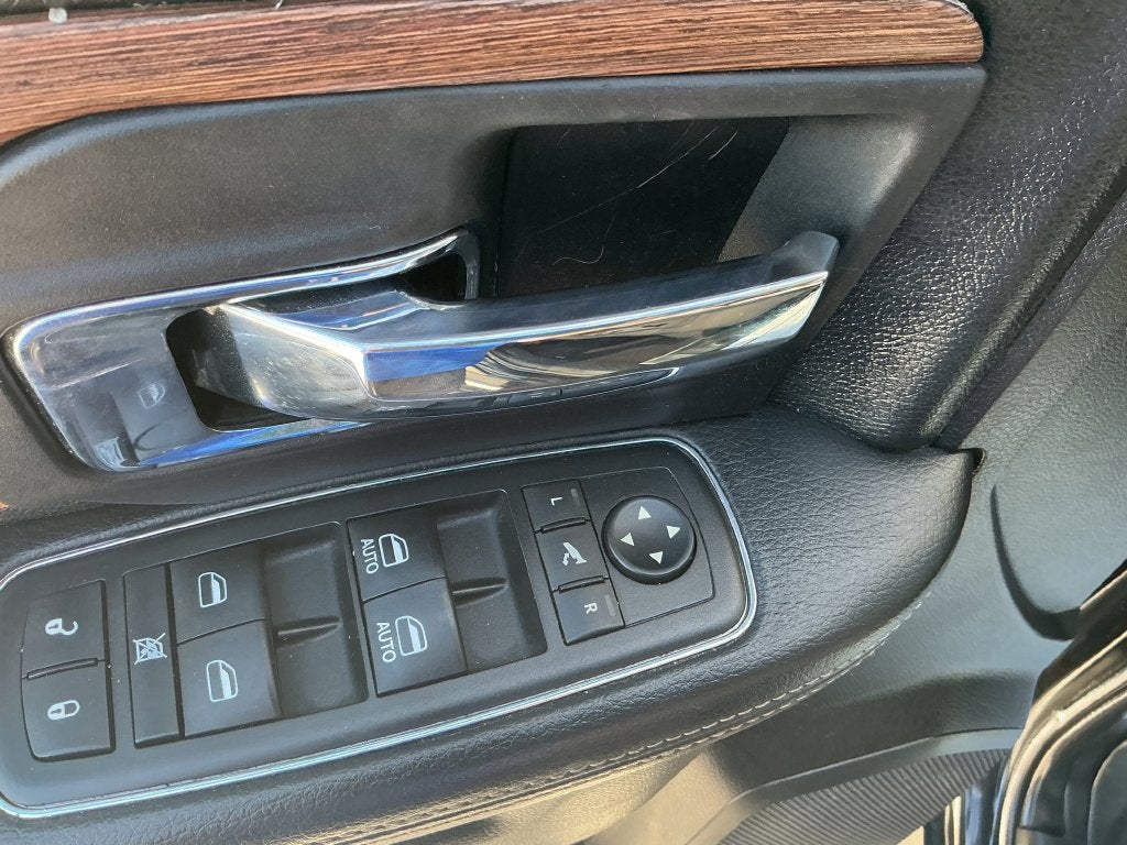 2016 RAM 1500 Laramie