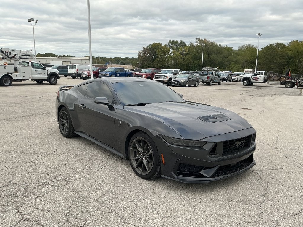 2024 Ford Mustang Dark Horse