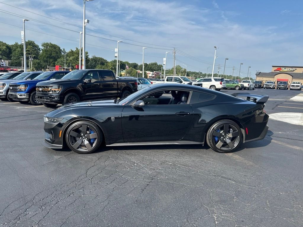 2024 Ford Mustang Dark Horse