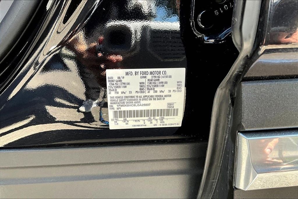 2020 Ford Explorer Platinum