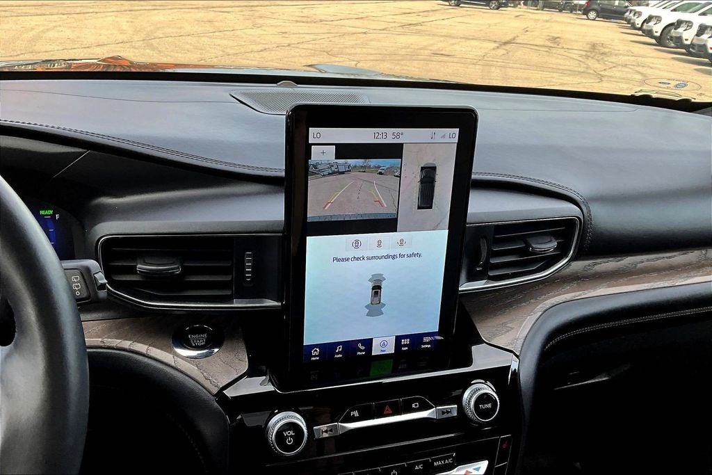 2022 Ford Explorer Platinum