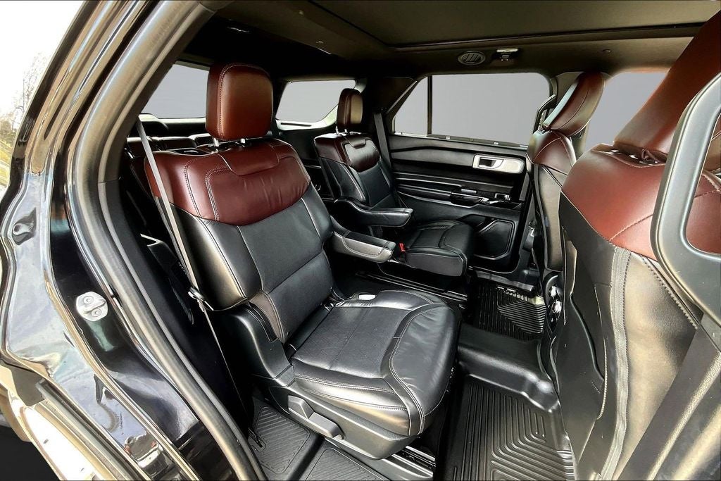 2022 Ford Explorer Platinum