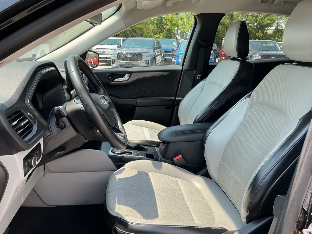 2023 Ford Escape Plug-In Hybrid Base