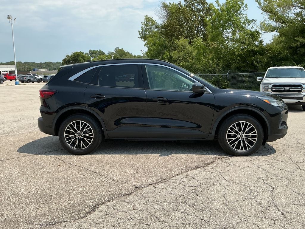 2023 Ford Escape Plug-In Hybrid Base