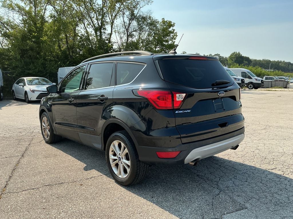Used 2019 Ford Escape SEL with VIN 1FMCU0HDXKUC18897 for sale in Kansas City