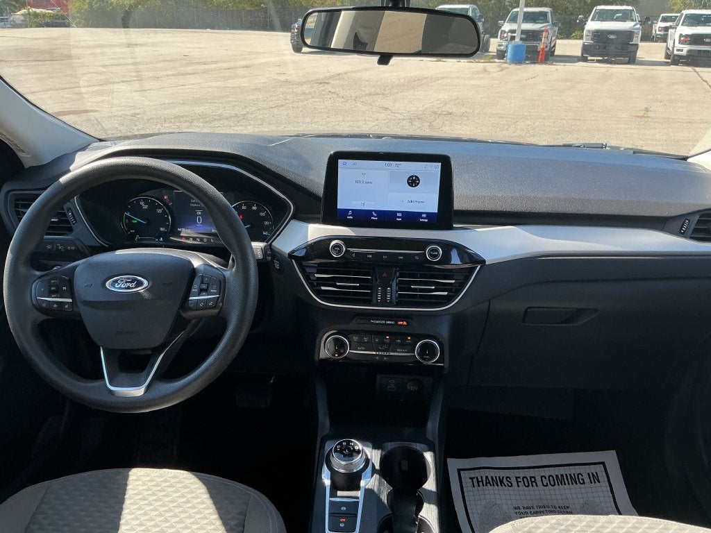 2022 Ford Escape Hybrid SE