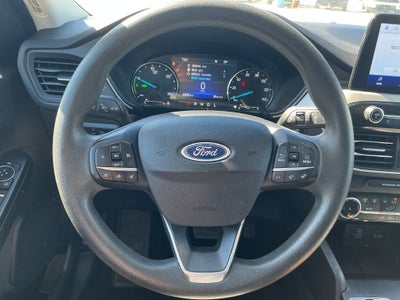 2022 Ford Escape Hybrid SE