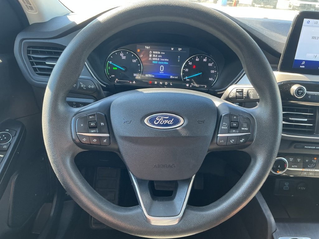 2022 Ford Escape Hybrid SE
