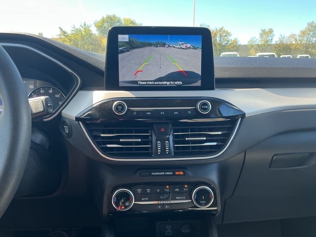 2022 Ford Escape Hybrid SE