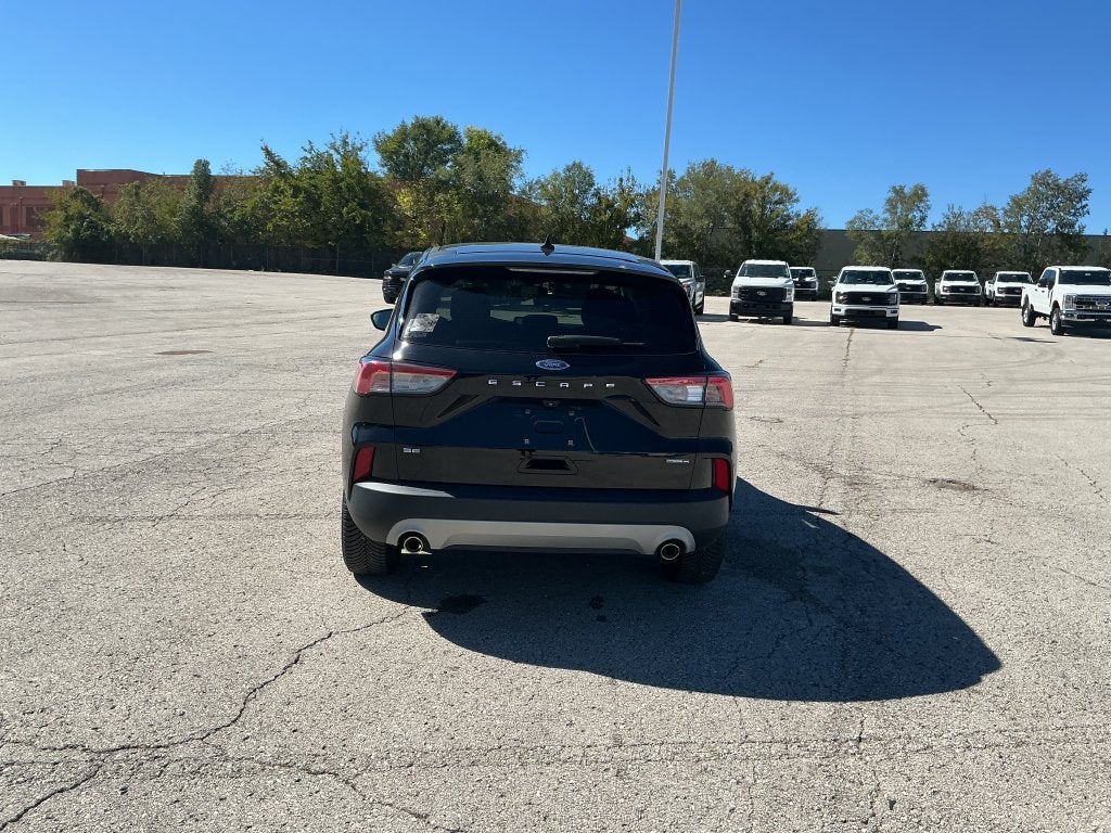 2022 Ford Escape Hybrid SE