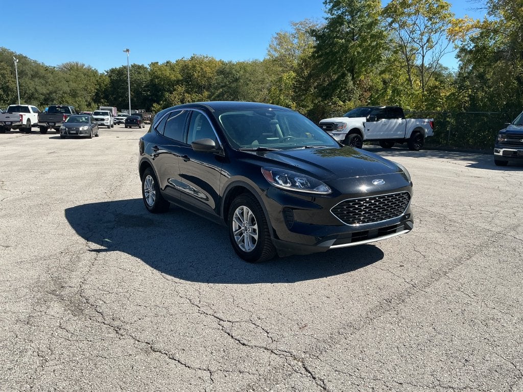 2022 Ford Escape Hybrid SE
