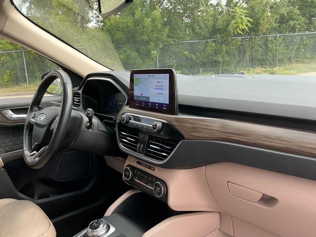 2020 Ford Escape Hybrid Titanium