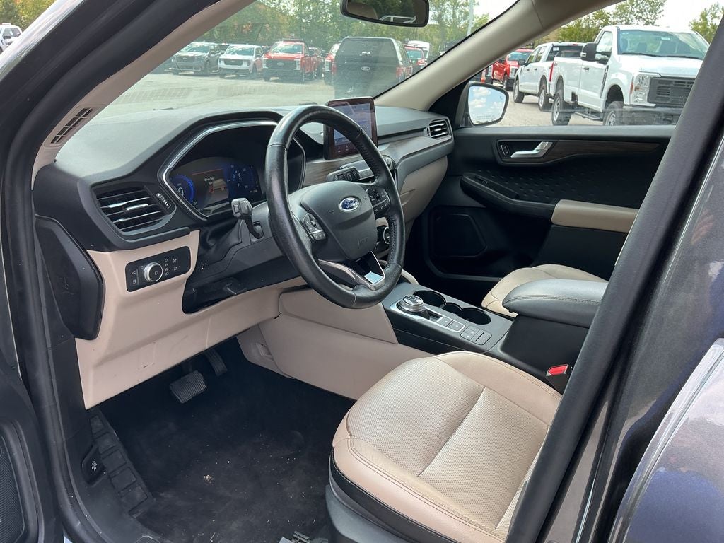 2020 Ford Escape Hybrid Titanium