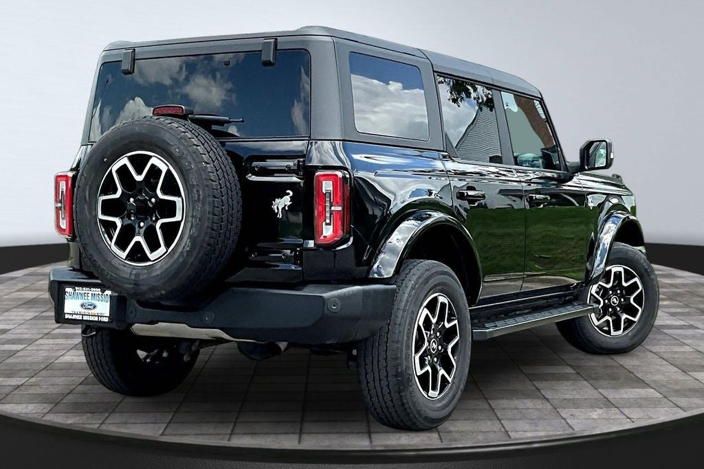 2022 Ford Bronco Outer Banks