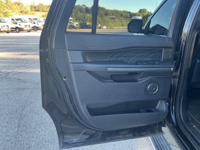 2023 Ford Expedition Max Platinum