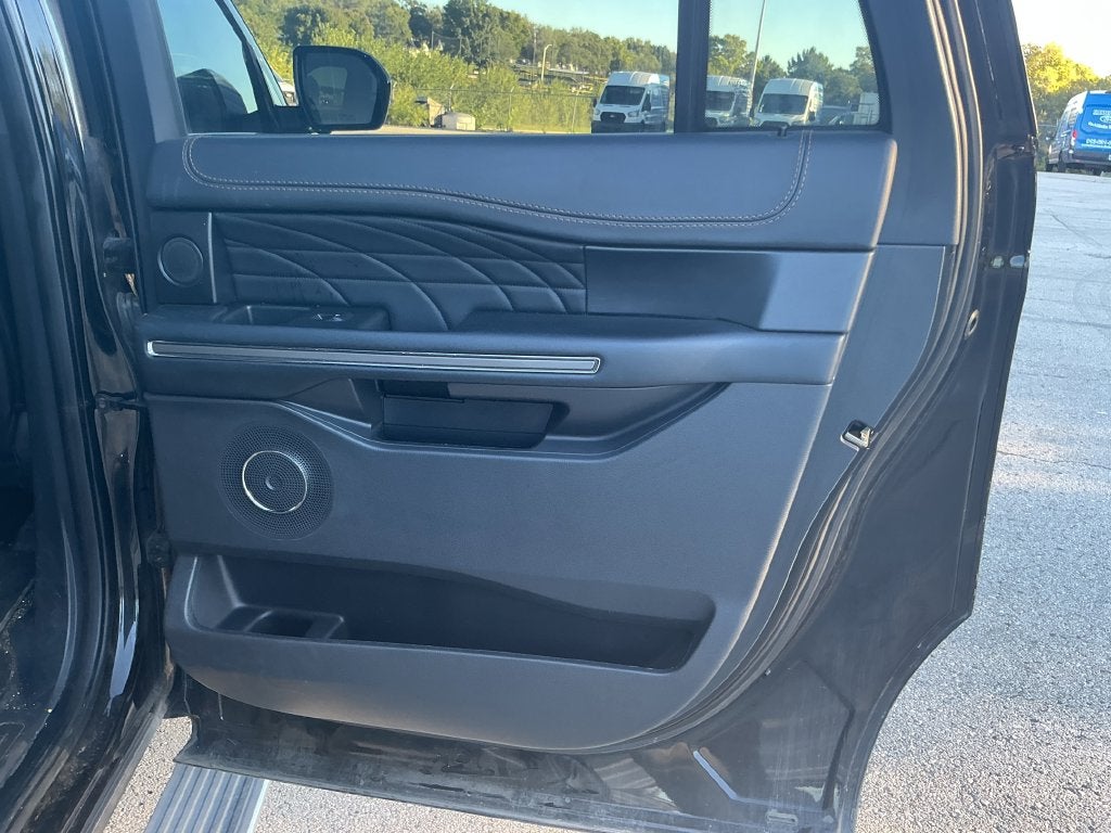 2023 Ford Expedition Max Platinum