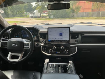 2022 Ford Expedition XLT