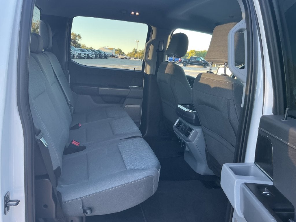 2024 Ford F-150 Lightning Flash