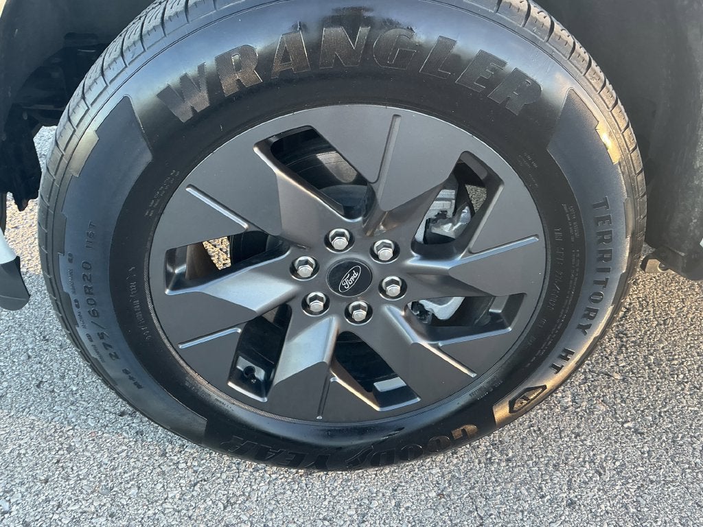 2024 Ford F-150 Lightning Flash