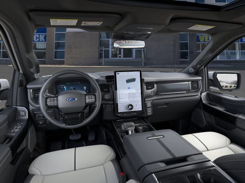 2025 Ford F-150 Lightning Platinum