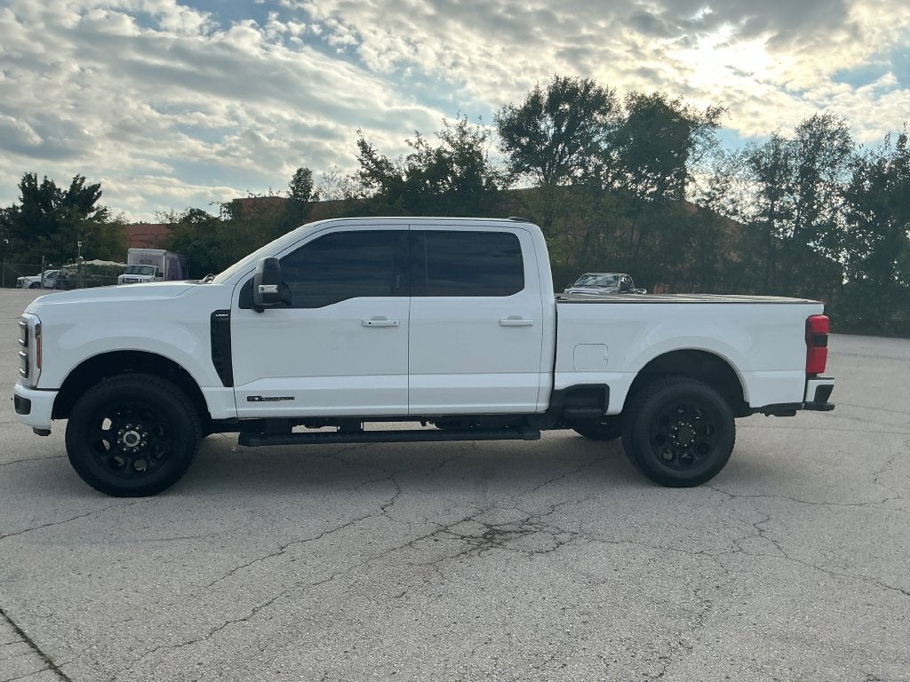 Used 2024 Ford F-250 Super Duty Lariat with VIN 1FT8W2BT5REE05727 for sale in Kansas City