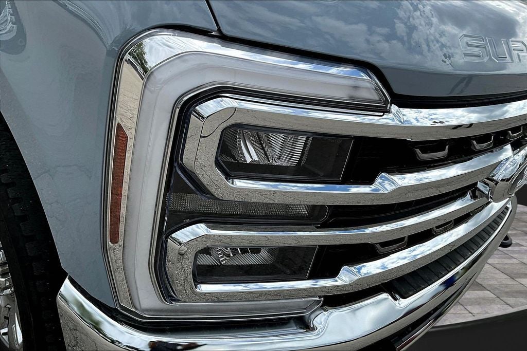 2025 Ford F-350SD King Ranch