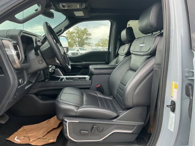 2025 Ford F-450SD Platinum DRW