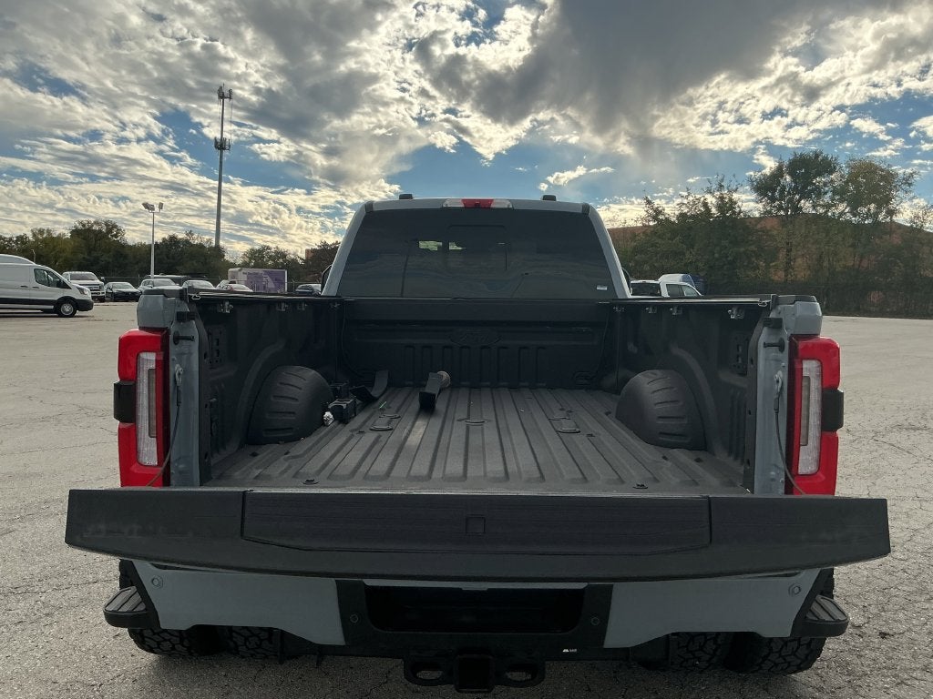 2025 Ford F-450SD Platinum DRW