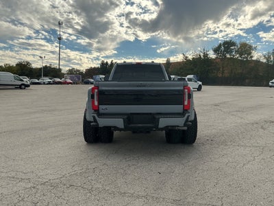 2025 Ford F-450SD Platinum DRW