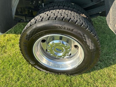 2026 Ford F-450SD Platinum DRW