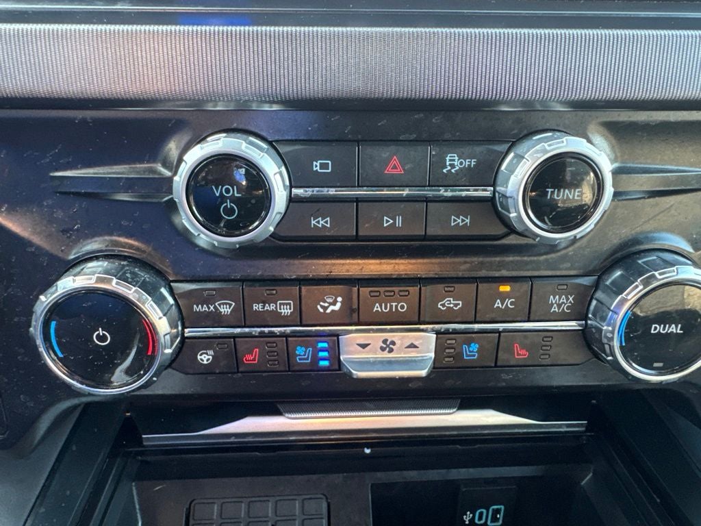 2026 Ford F-450SD Platinum DRW
