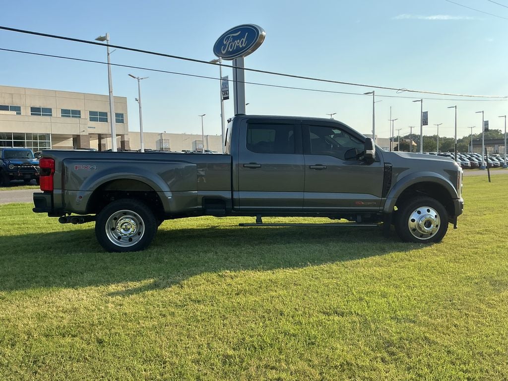 2026 Ford F-450SD Platinum DRW