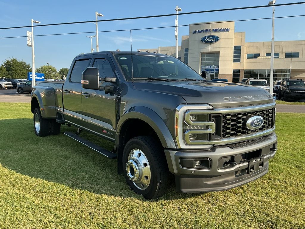2026 Ford F-450SD Platinum DRW