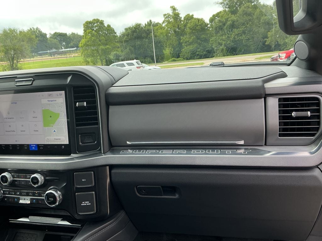 2025 Ford F-450SD Platinum DRW
