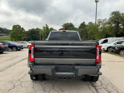 2025 Ford F-450SD Platinum DRW