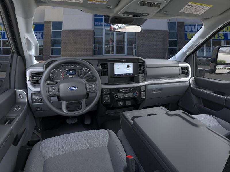 2025 Ford F-350SD XLT