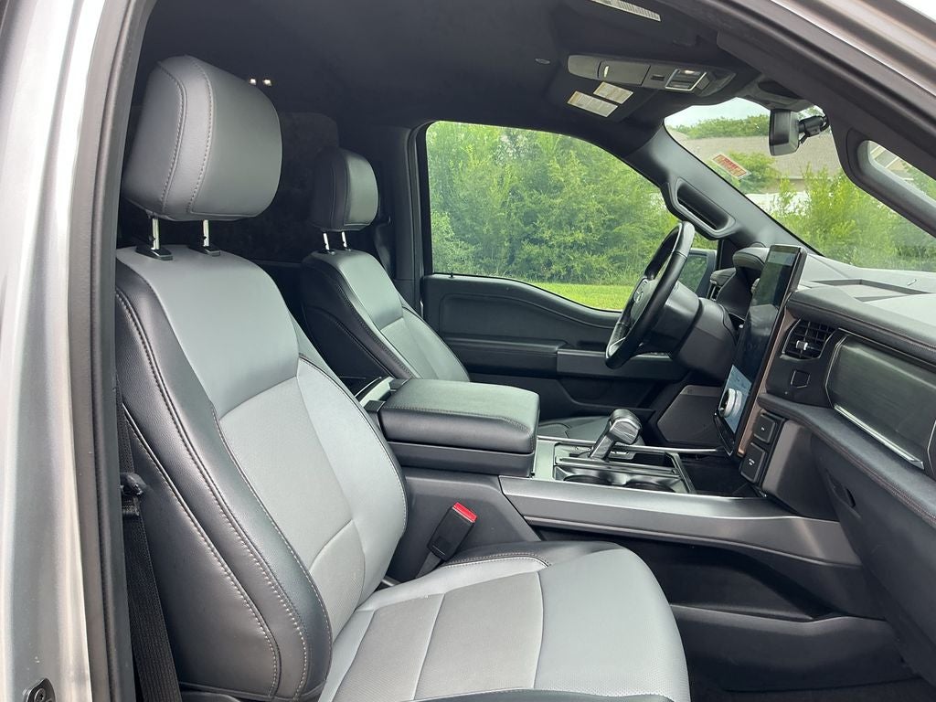 2023 Ford F-150 Lightning Lariat