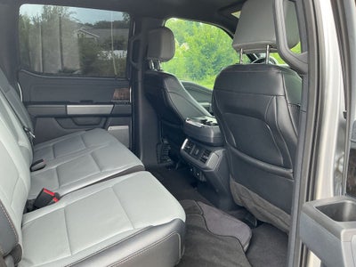 2023 Ford F-150 Lightning Lariat
