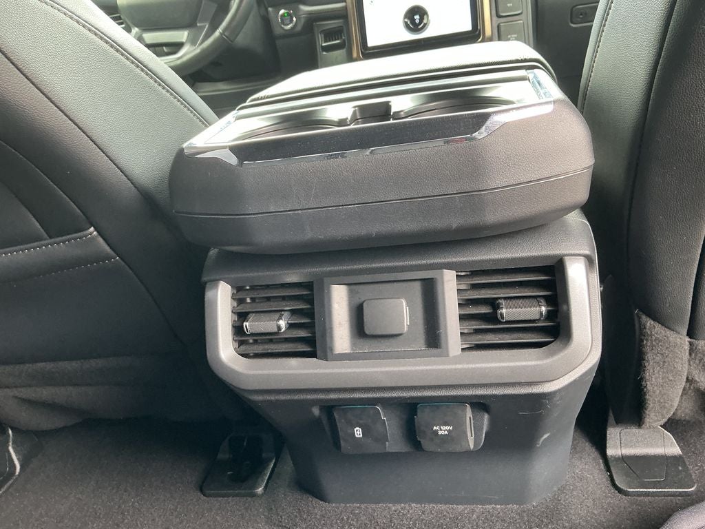 2023 Ford F-150 Lightning Lariat