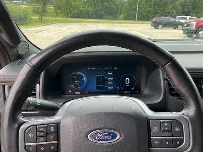 2023 Ford F-150 Lightning Lariat