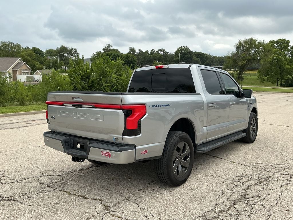 2023 Ford F-150 Lightning Lariat