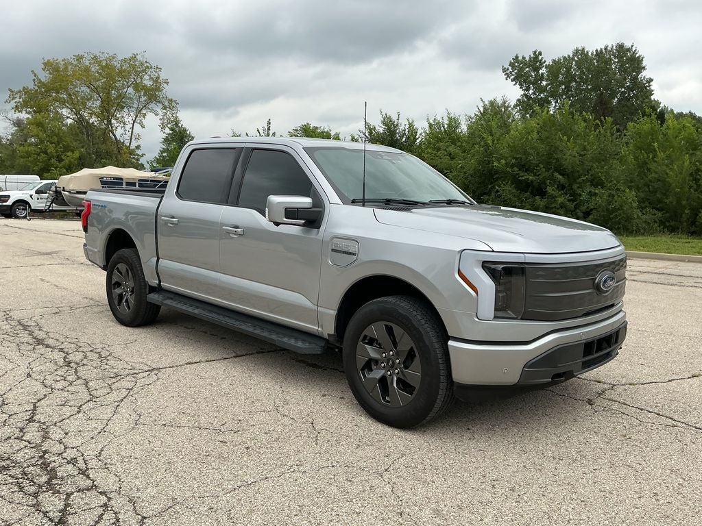 2023 Ford F-150 Lightning Lariat