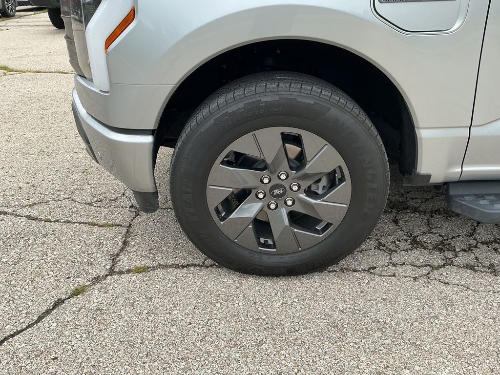 2023 Ford F-150 Lightning Lariat