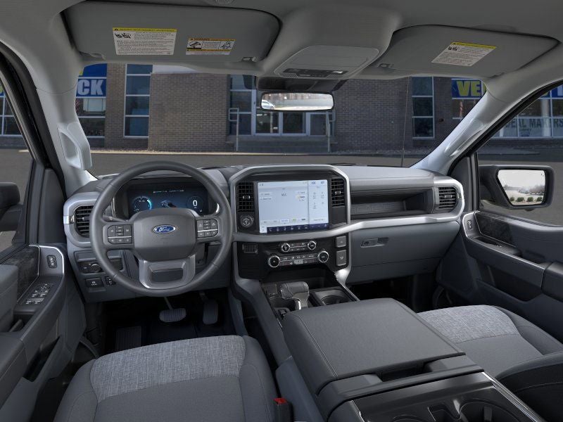 2025 Ford F-150 Lightning XLT